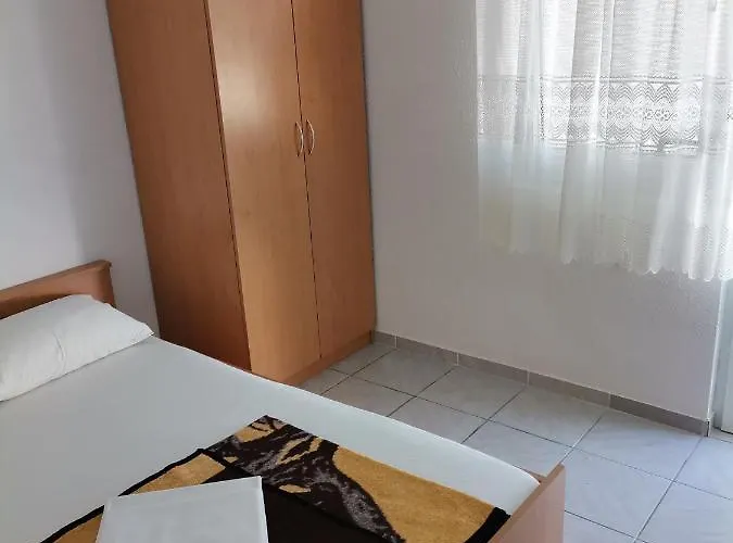 Danijela 아파트 닌