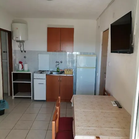 Danijela Apartment *